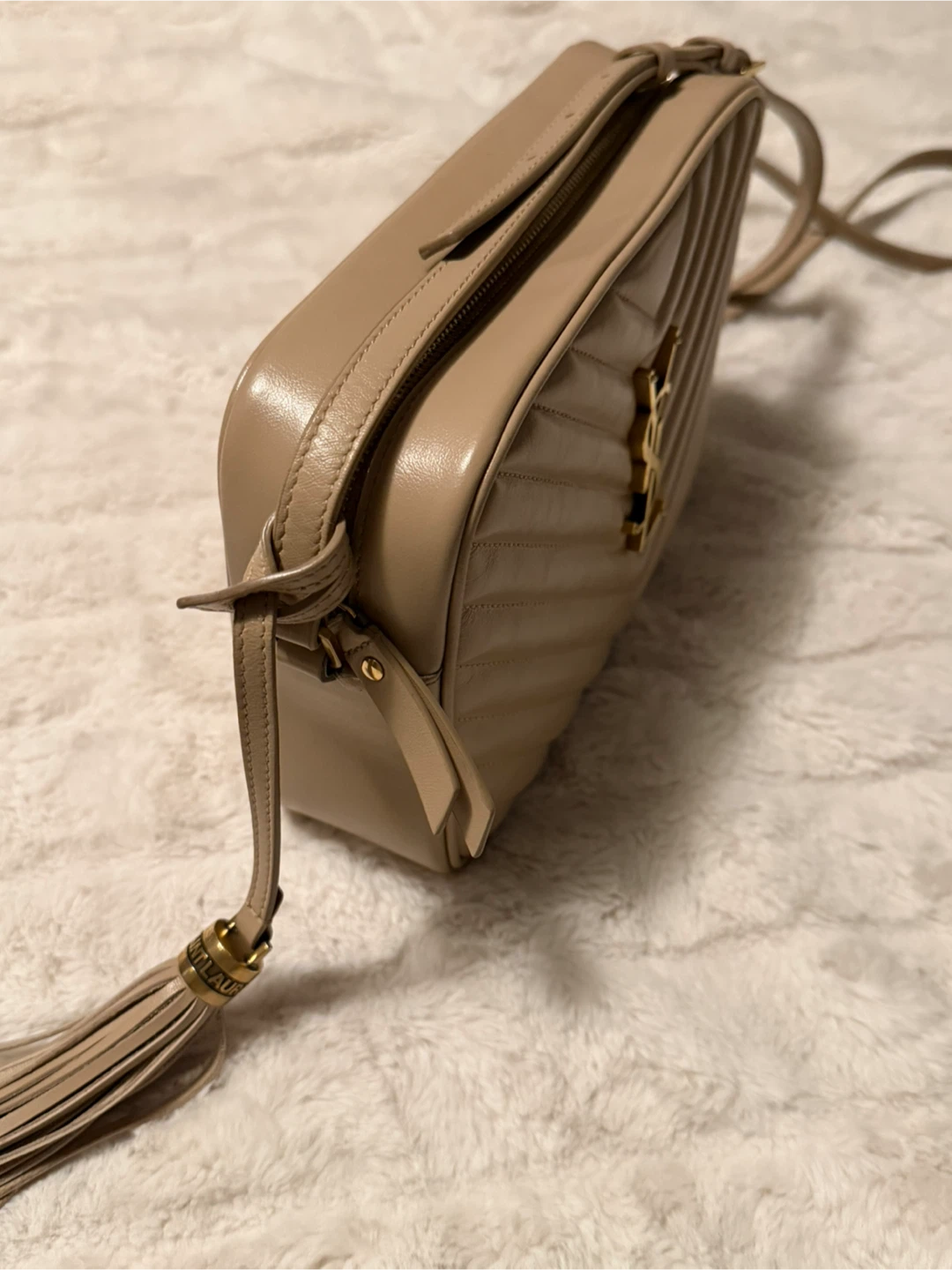 Saint Laurent Lou Camera Bag Beige Leather - photo 4