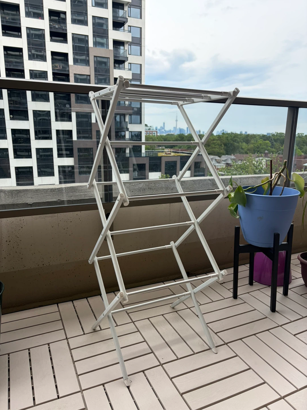 Small Clothes Drying Rack
