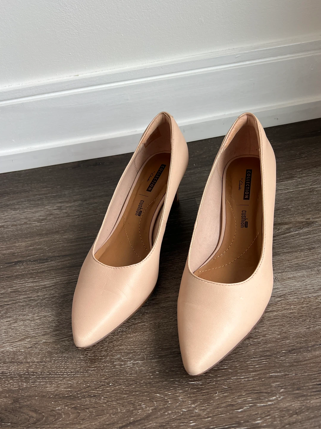 Clarks Collection Women's Light Pink Leather Heels - Size 7.5 - photo 5