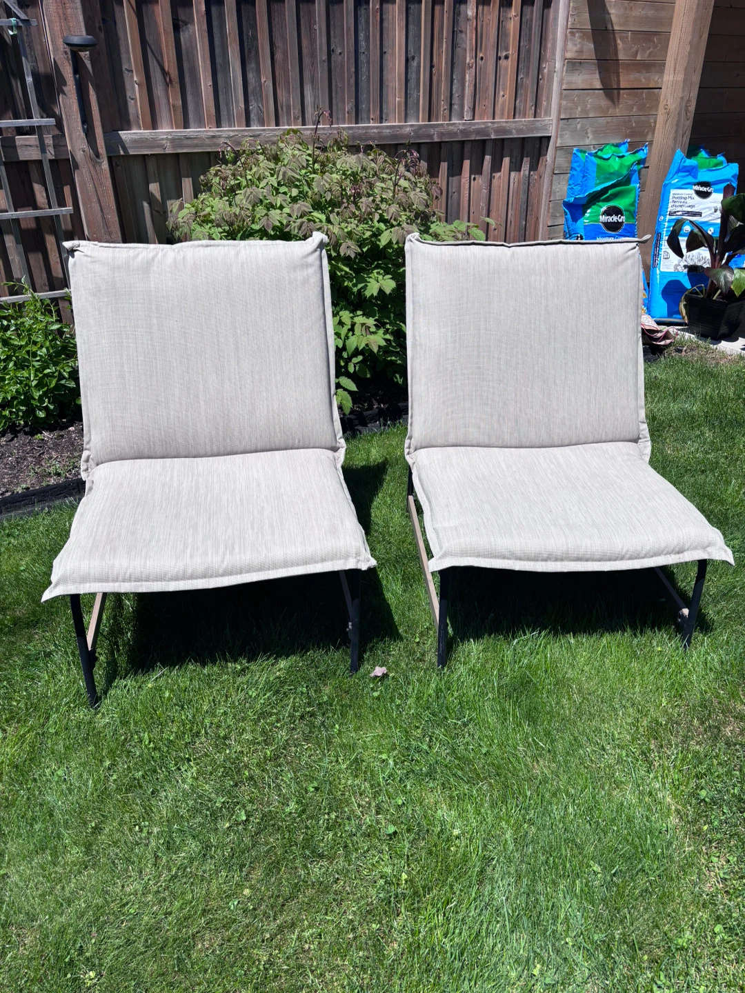 Lawn chairs - photo 2