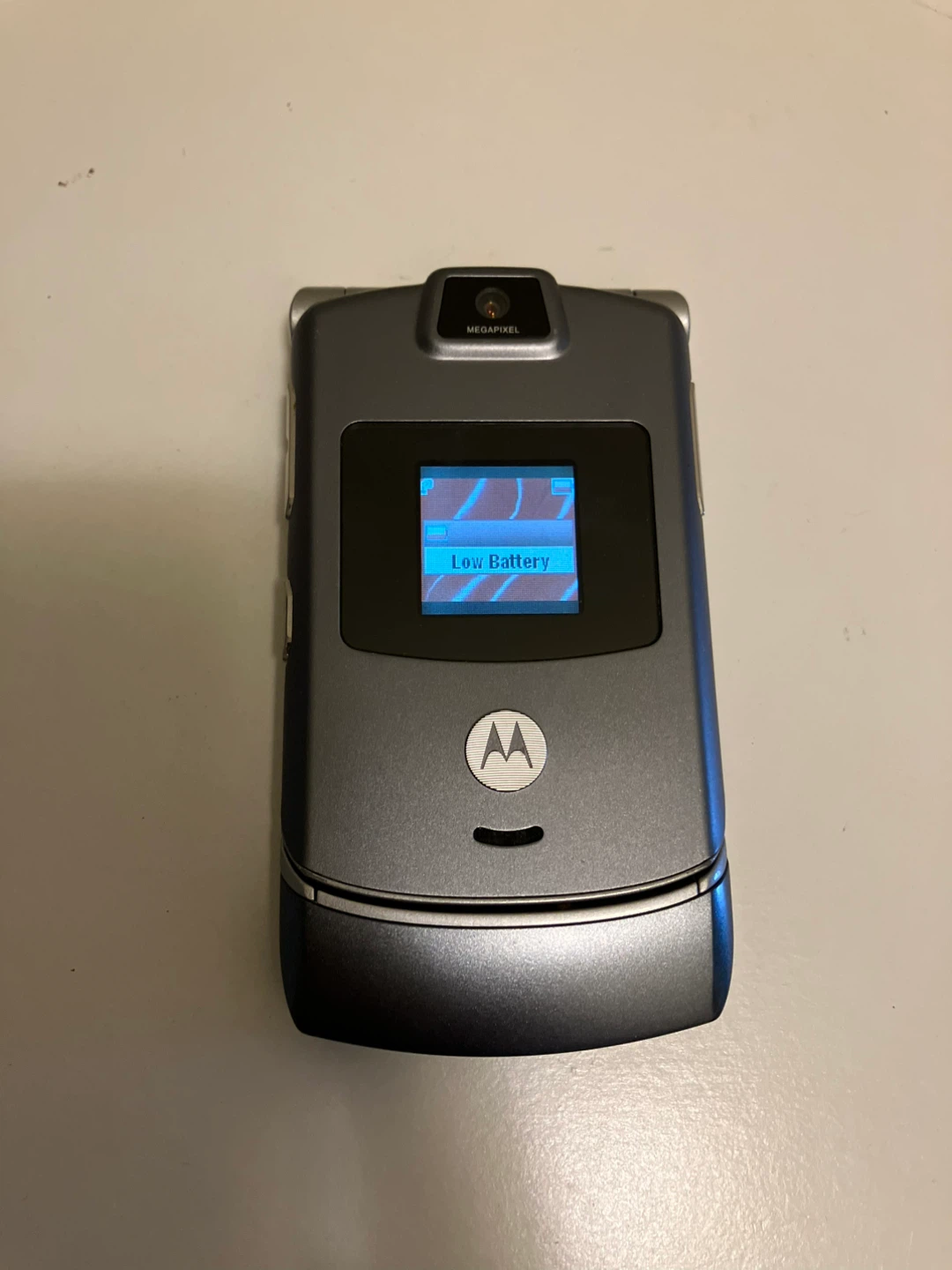 Vintage Motorola RAZR V3 Cell Phone
