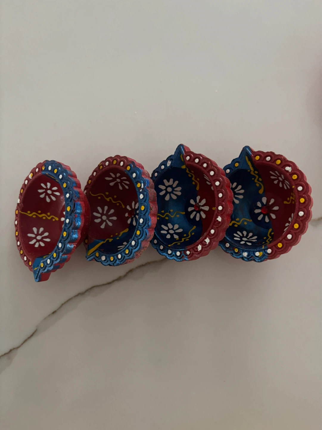 Set of 4 Decorative Clay Diyas ⚽ - photo 3