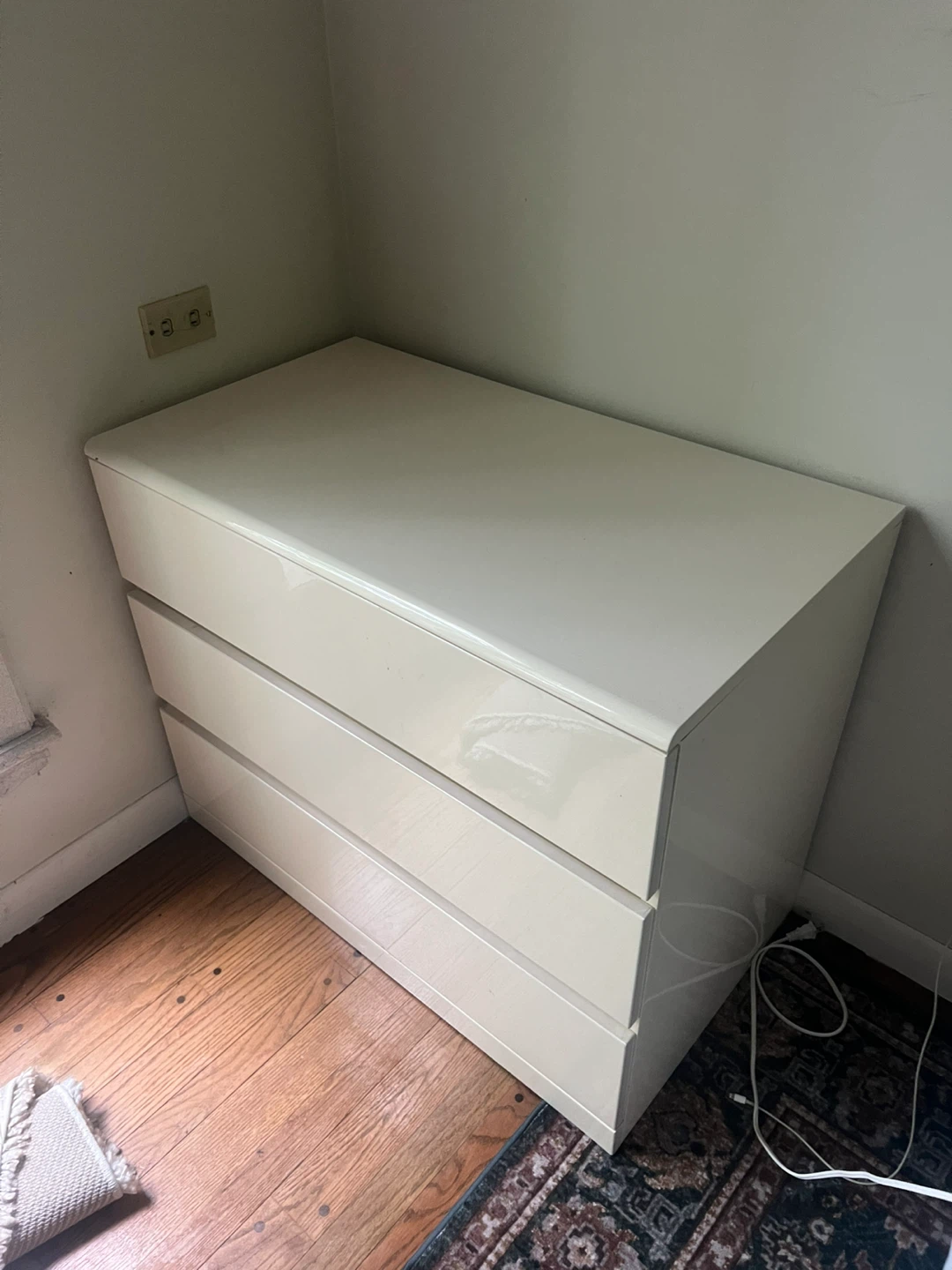 White 3-Drawer Dresser - photo 2