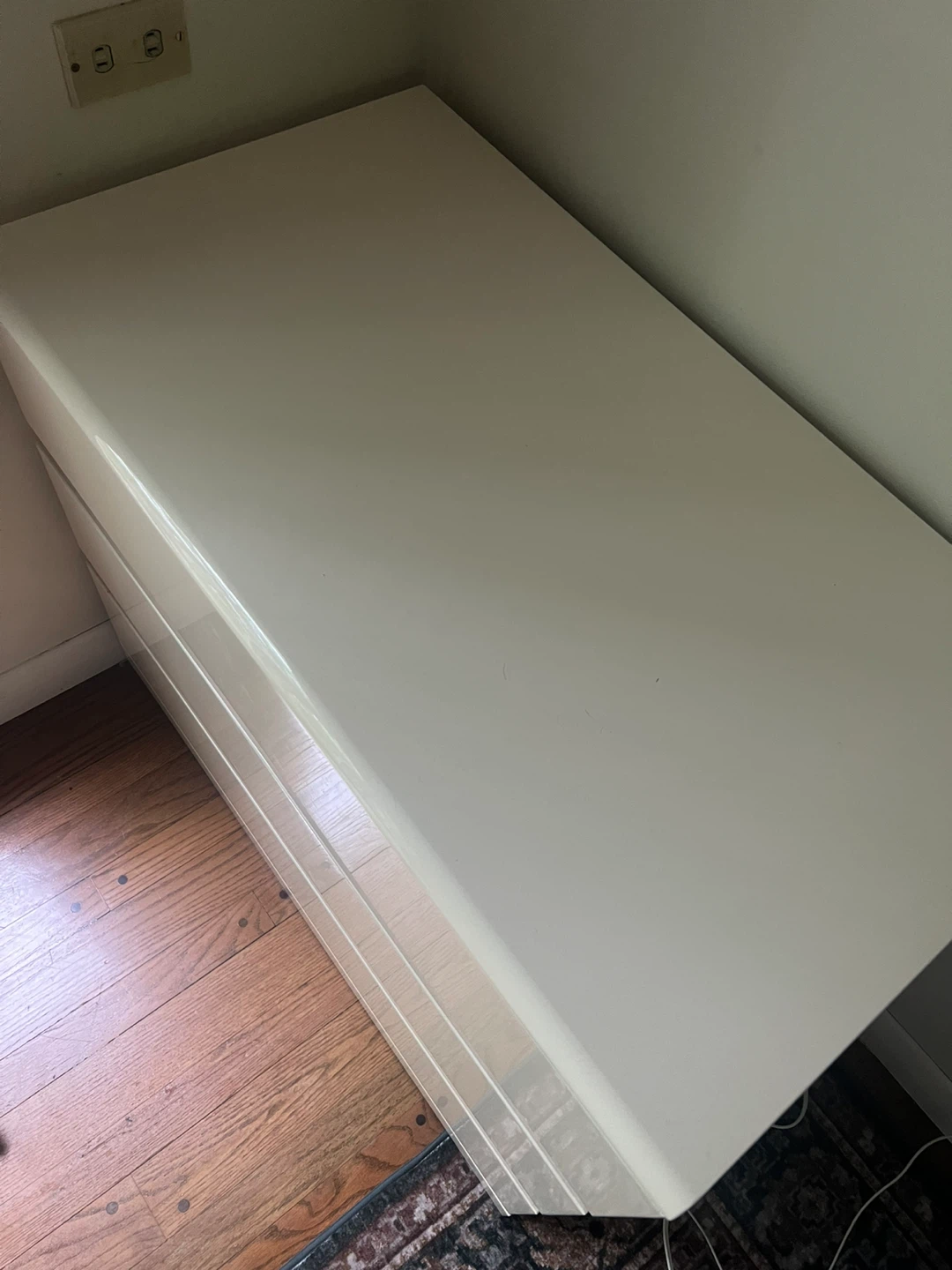 White 3-Drawer Dresser - photo 3