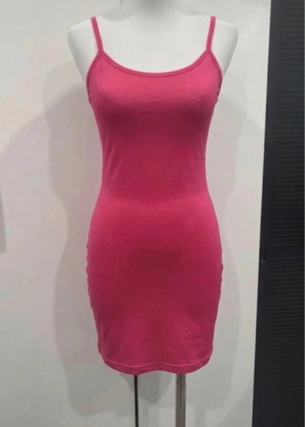 Pink Spaghetti Strap Mini Dress ⚽️