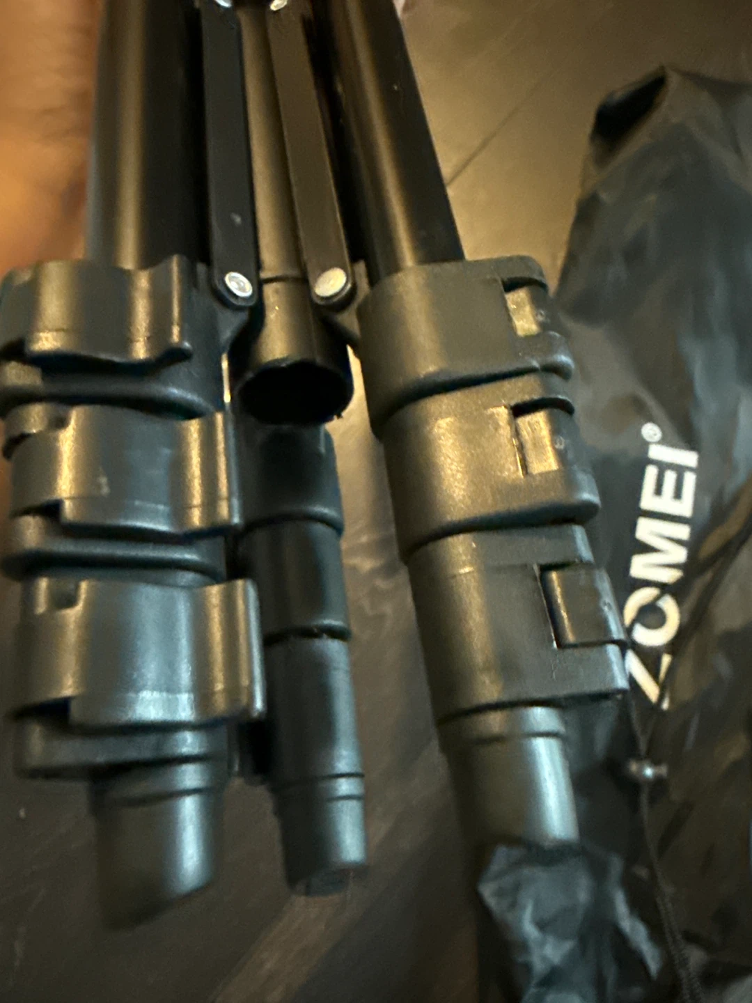 ZOMEi Tripod with Carrying Bag - photo 3