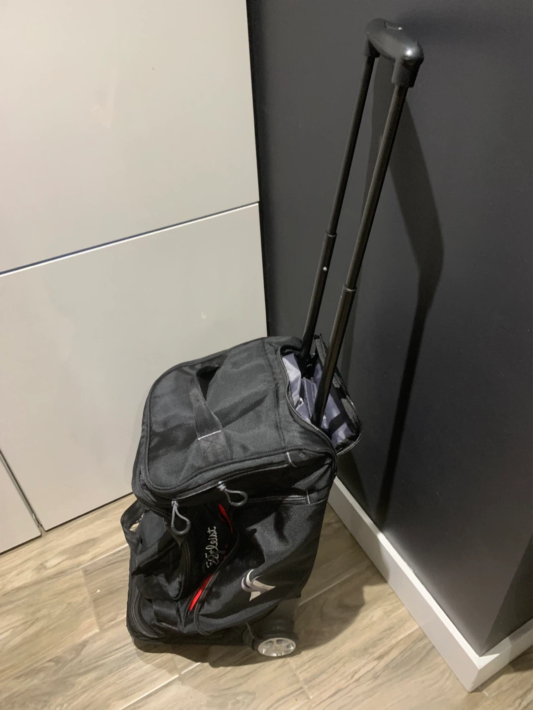 Titleist Black Rolling Duffle Bag - photo 3