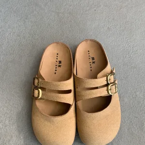 MK Maka.Show Suede Clogs Size 230