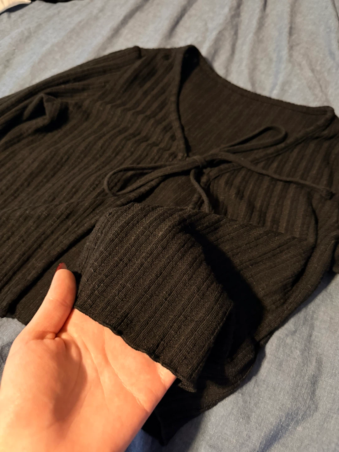 Black ribbed long-sleeve cardigan with tie front - photo 2