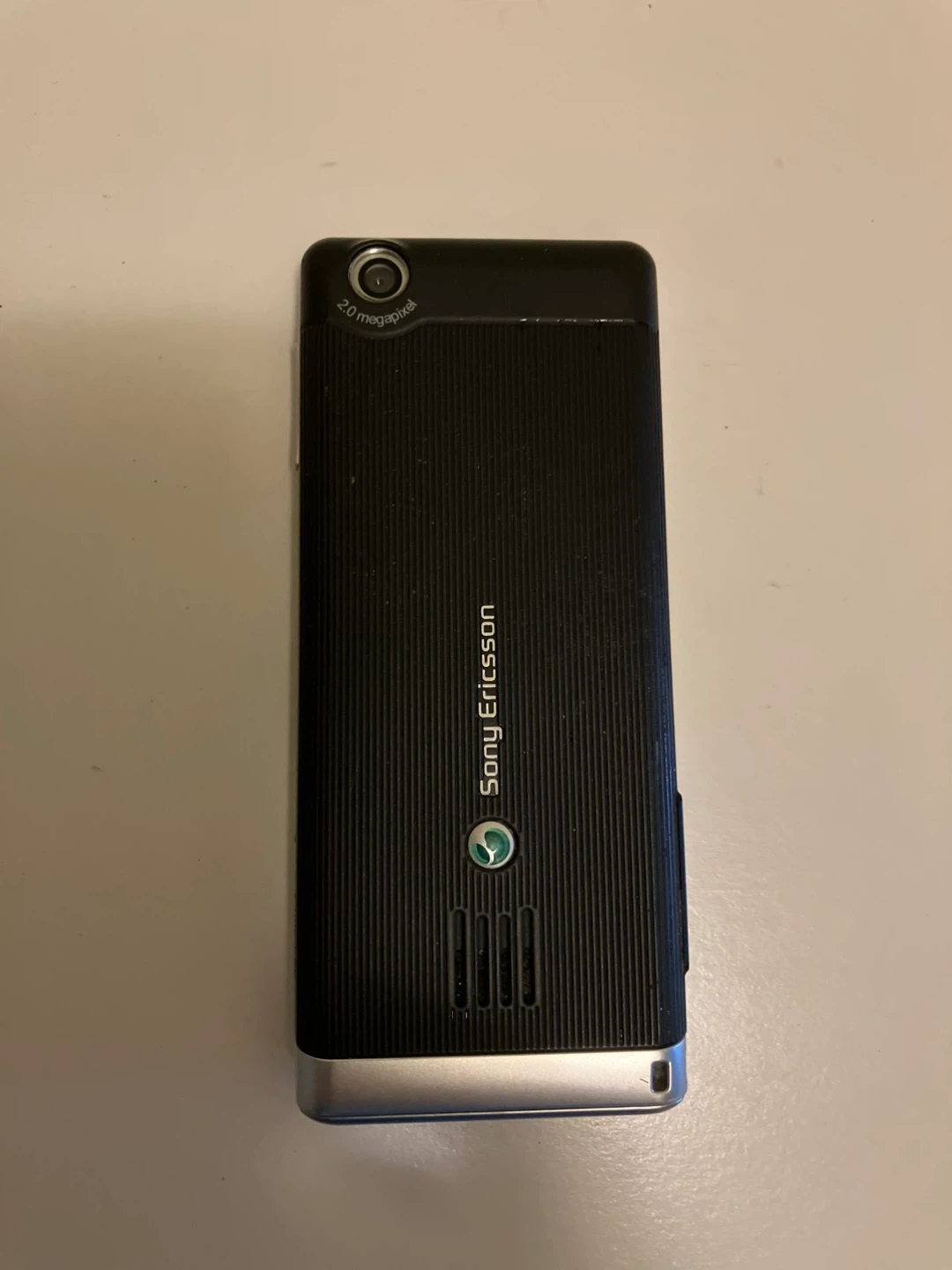 Vintage Sony Ericsson Fido Mobile Phone - photo 2