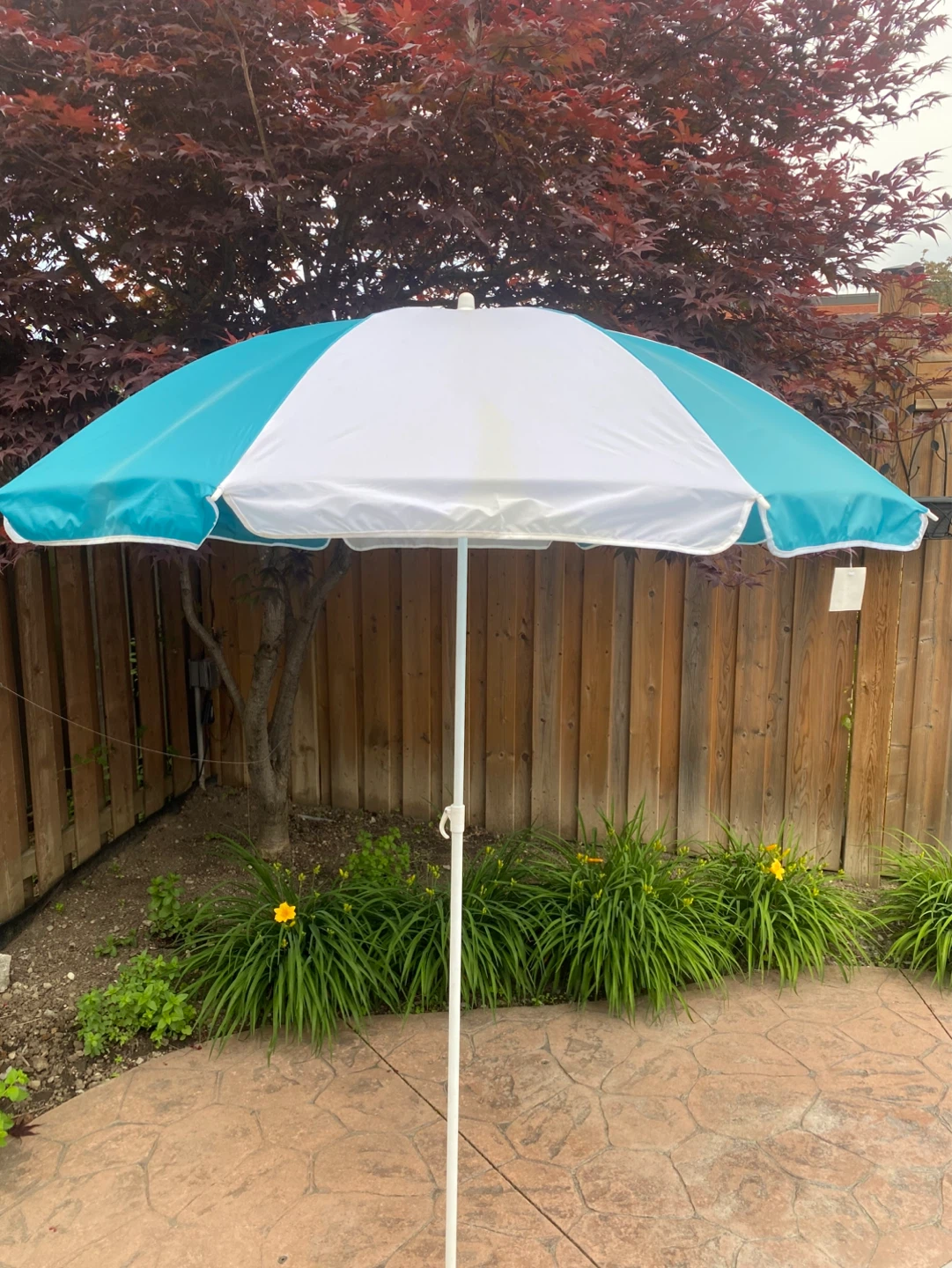 Teal and White Beach Umbrella - photo 2