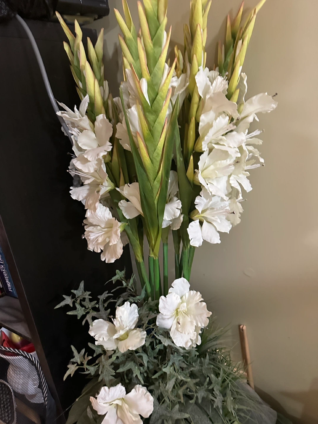 White Artificial Gladiolus Flowers Arrangement