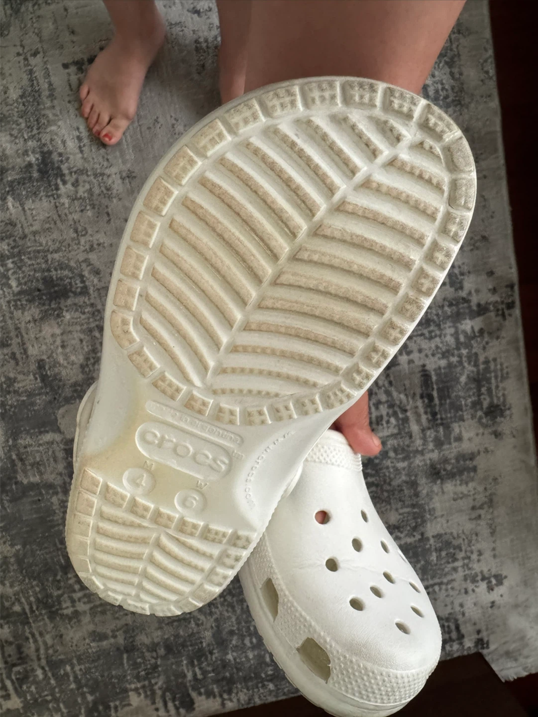 White Crocs Clogs Size 6 - photo 3