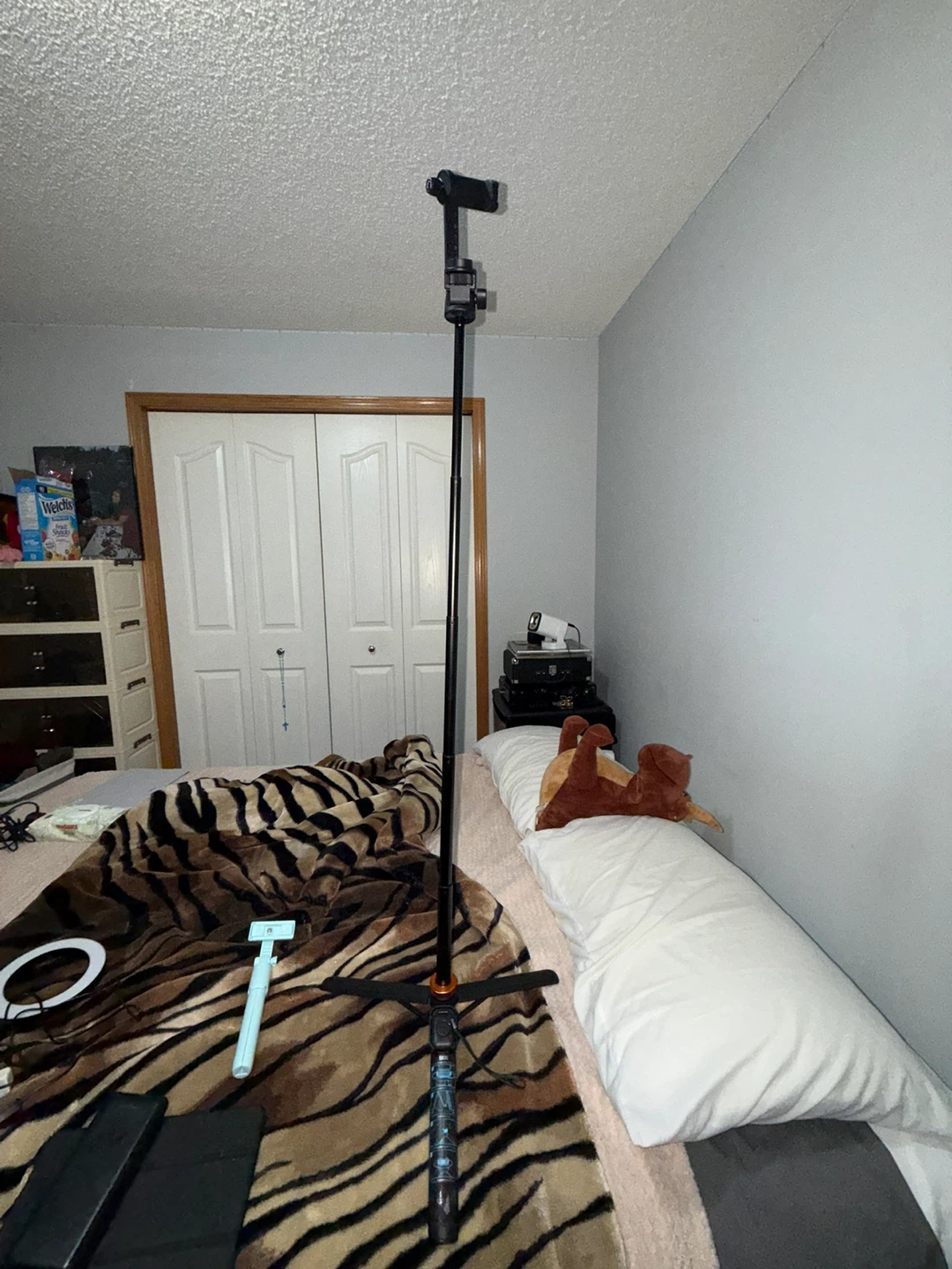 Ubeesize Selfie Stick Tripod - photo 3
