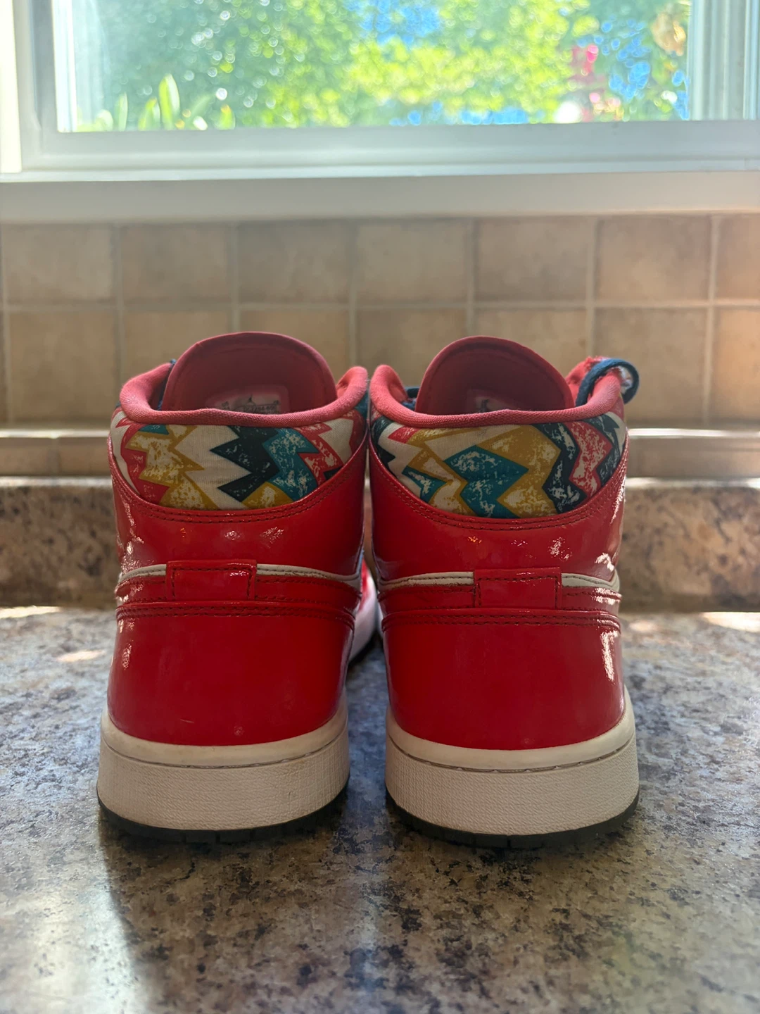 Air Jordan 1 Mid Red White Sneakers - photo 2
