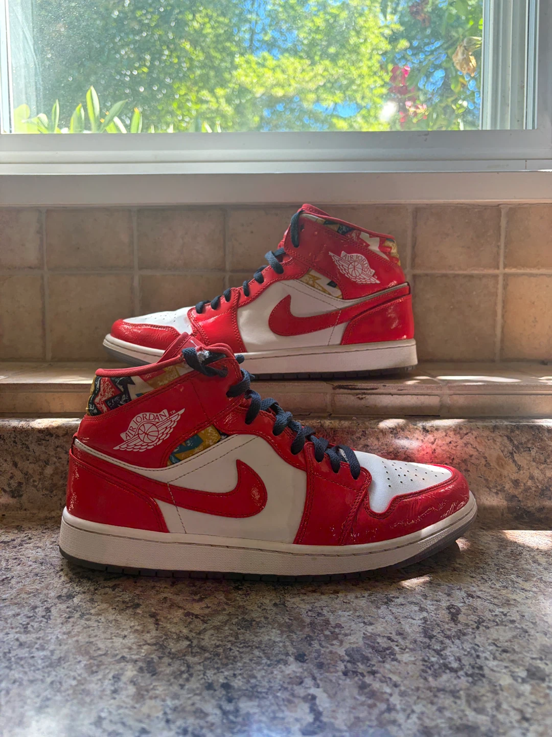 Air Jordan 1 Mid Red White Sneakers