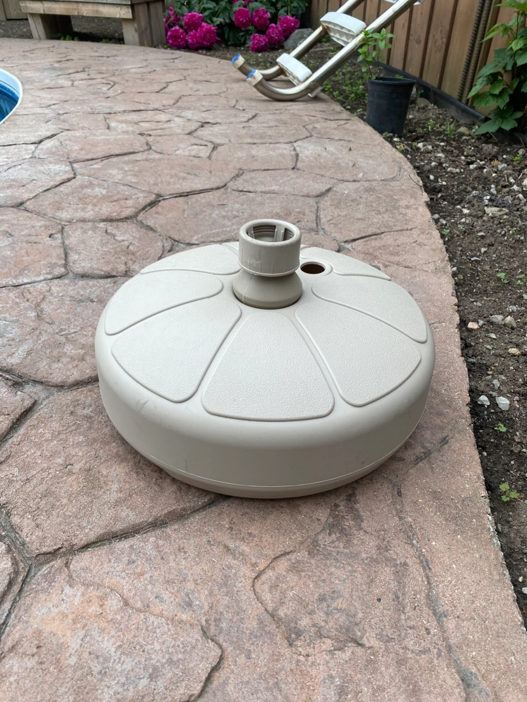 Large Patio Umbrella Base - photo 2