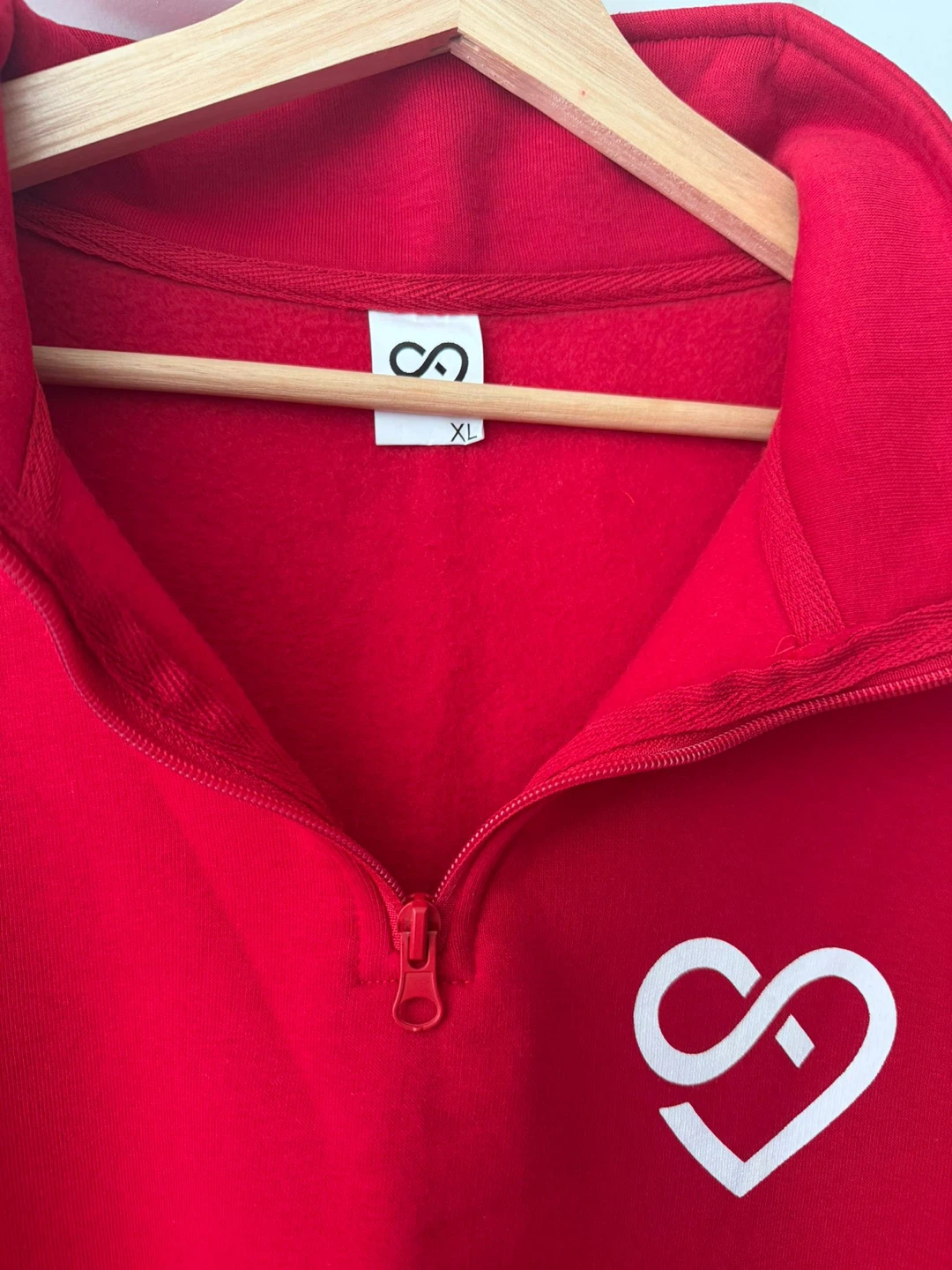 Red 1/4 Zip Sweatshirt XL