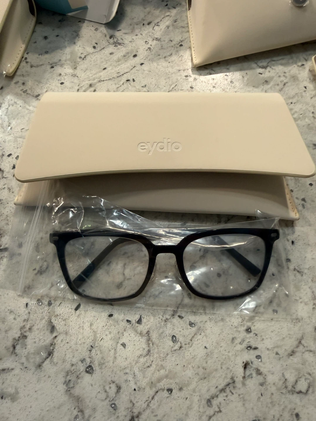 Eydio Black Eyeglasses with Case - photo 5