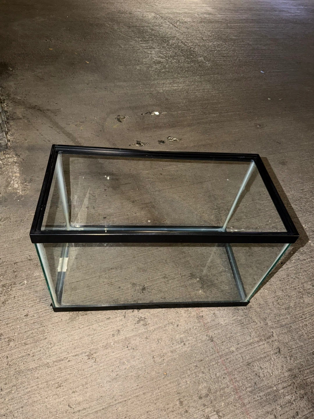 10 Gal - Glass Aquarium Tank