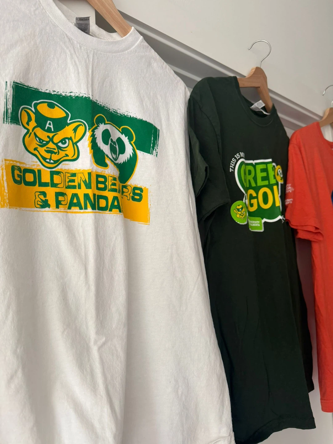 University of Alberta T-Shirt Bundle