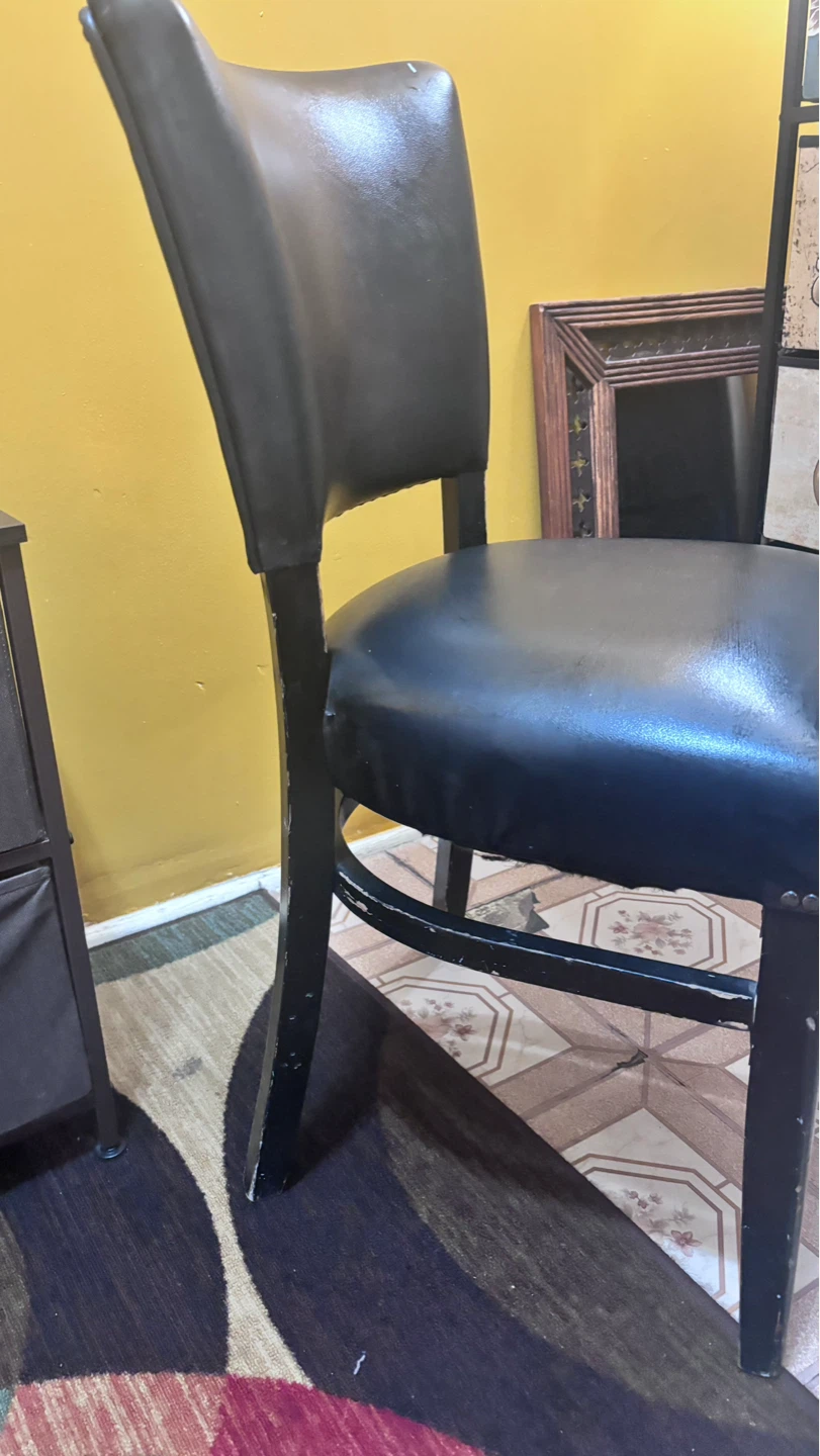 ⚽ Black Faux Leather Dining Chair - photo 3