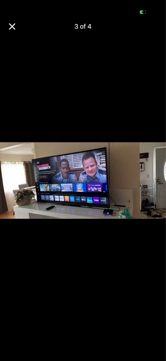 VIZIO Smart TV - photo 2