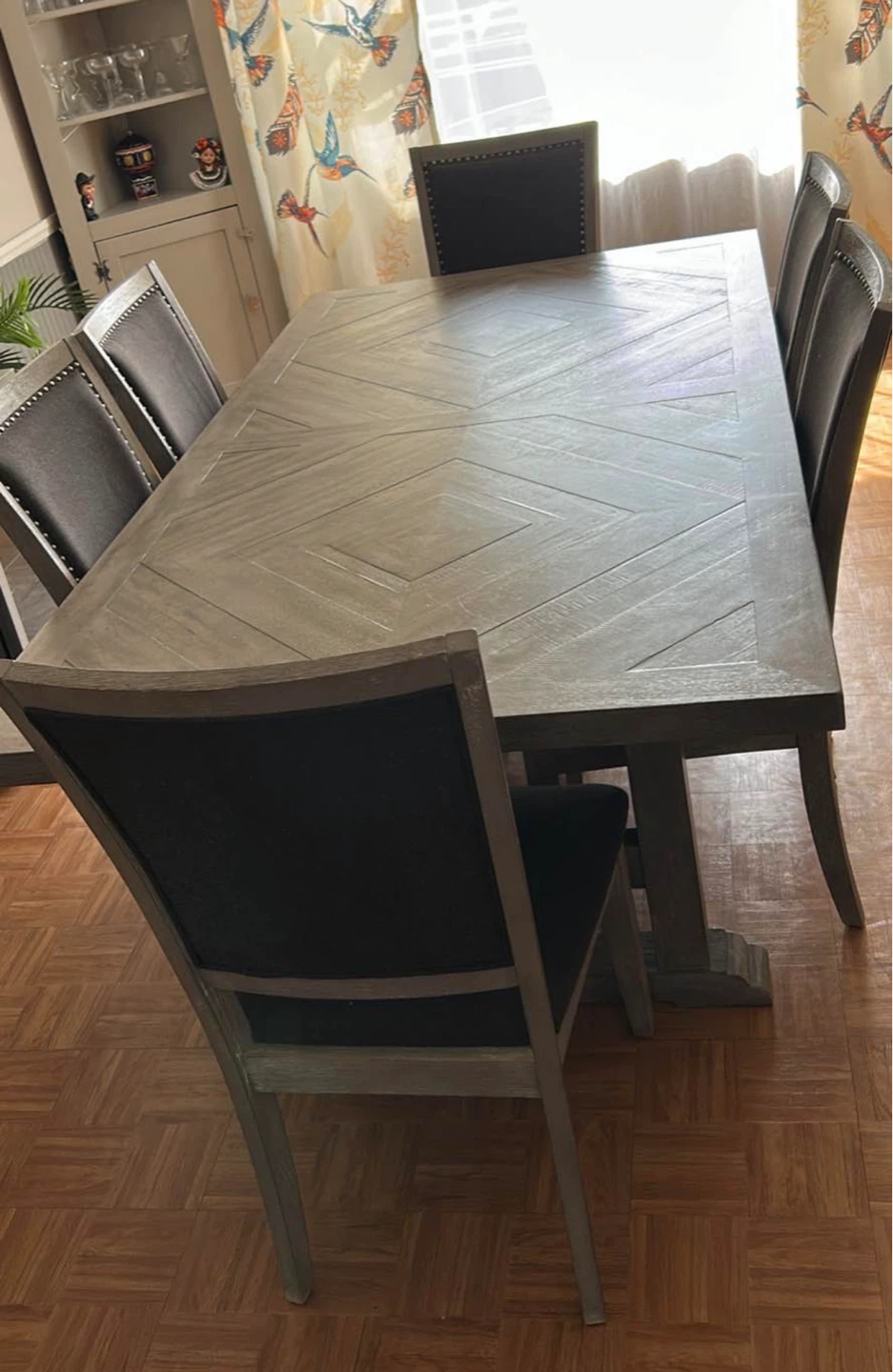 Dining Table and Chairs Set