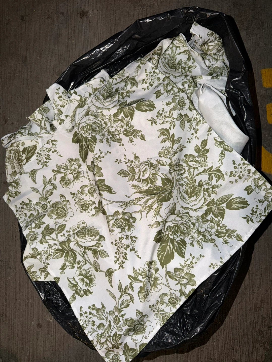 Vintage Floral Fabric Napkins - Bulk Lot Available - photo 3