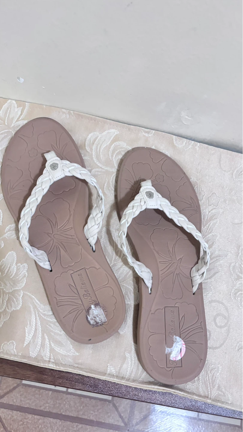⚽ Reef Women's Flip Flops