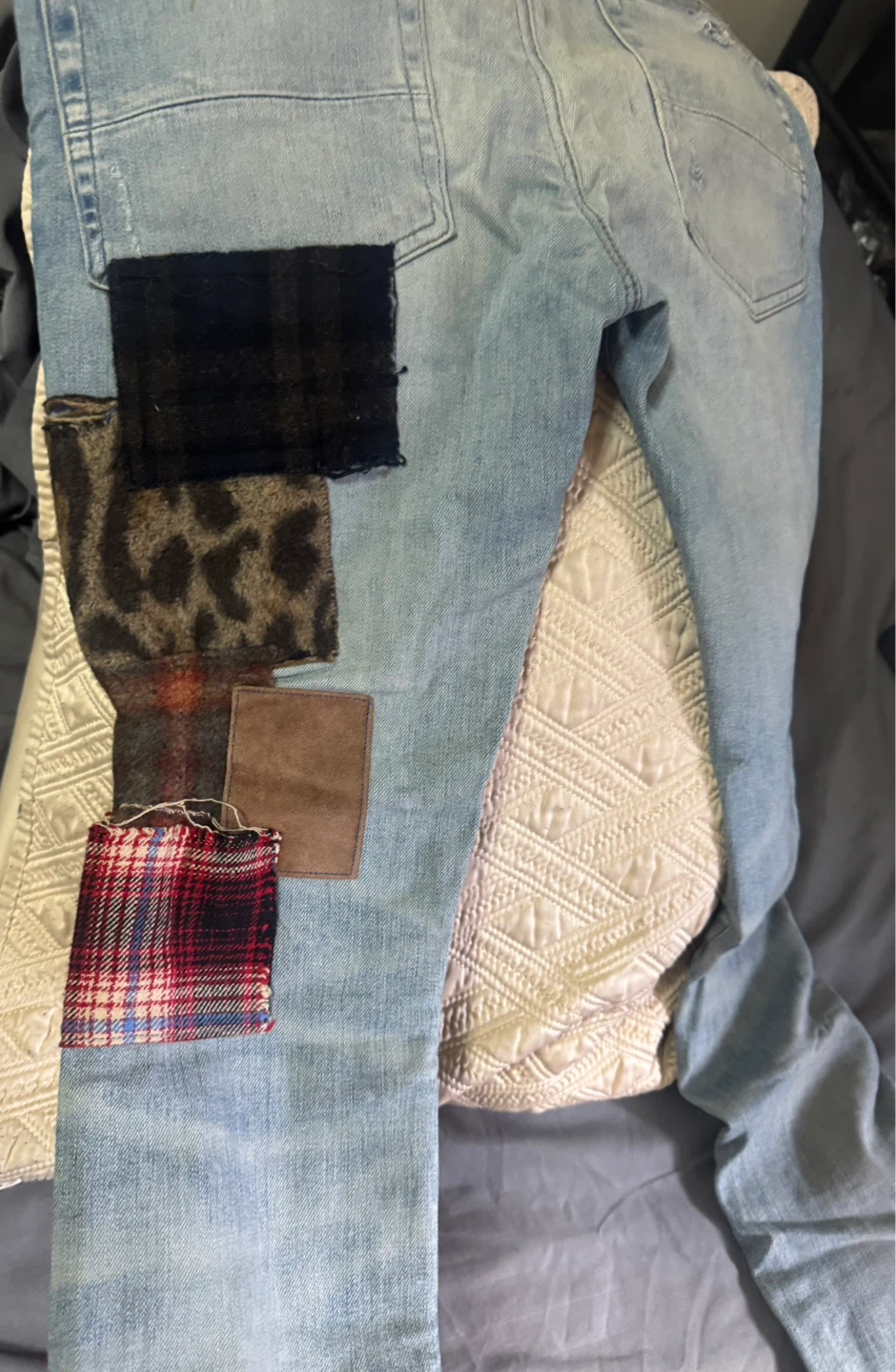 Amiri Patchwork Jeans - photo 3