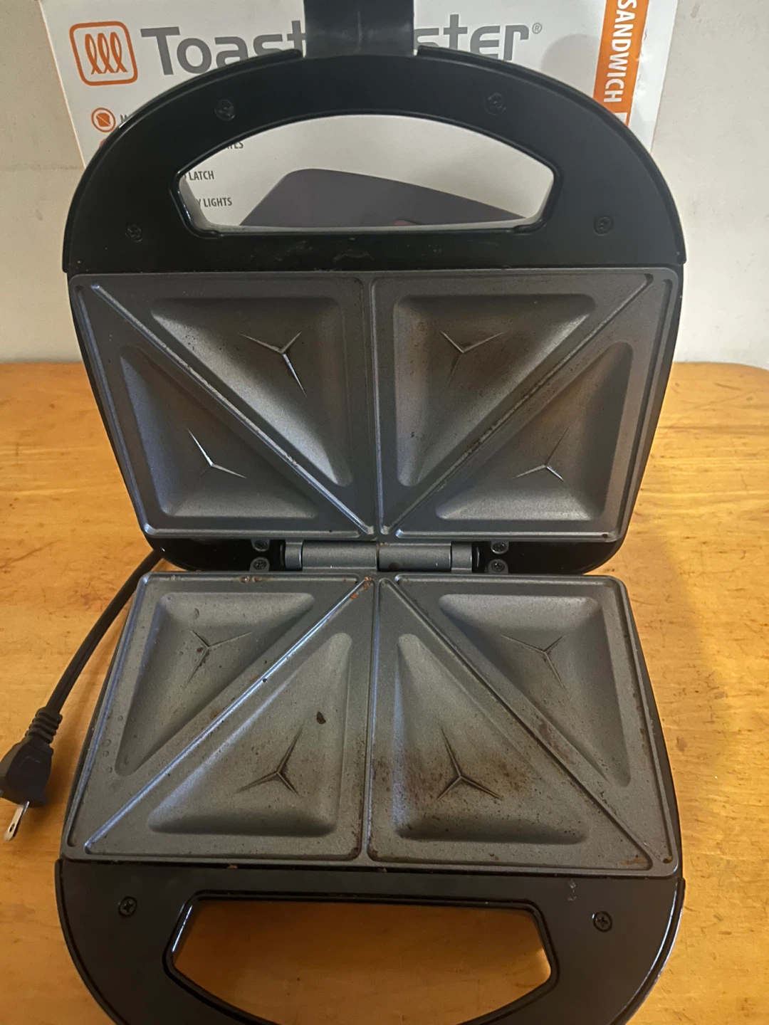 Toastmaster Sandwich Maker - photo 3