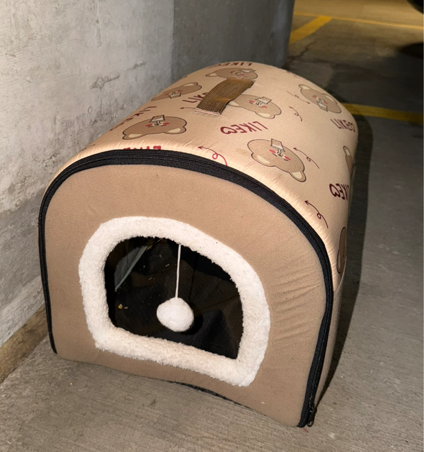 Foldable Pet House / Cat Bed