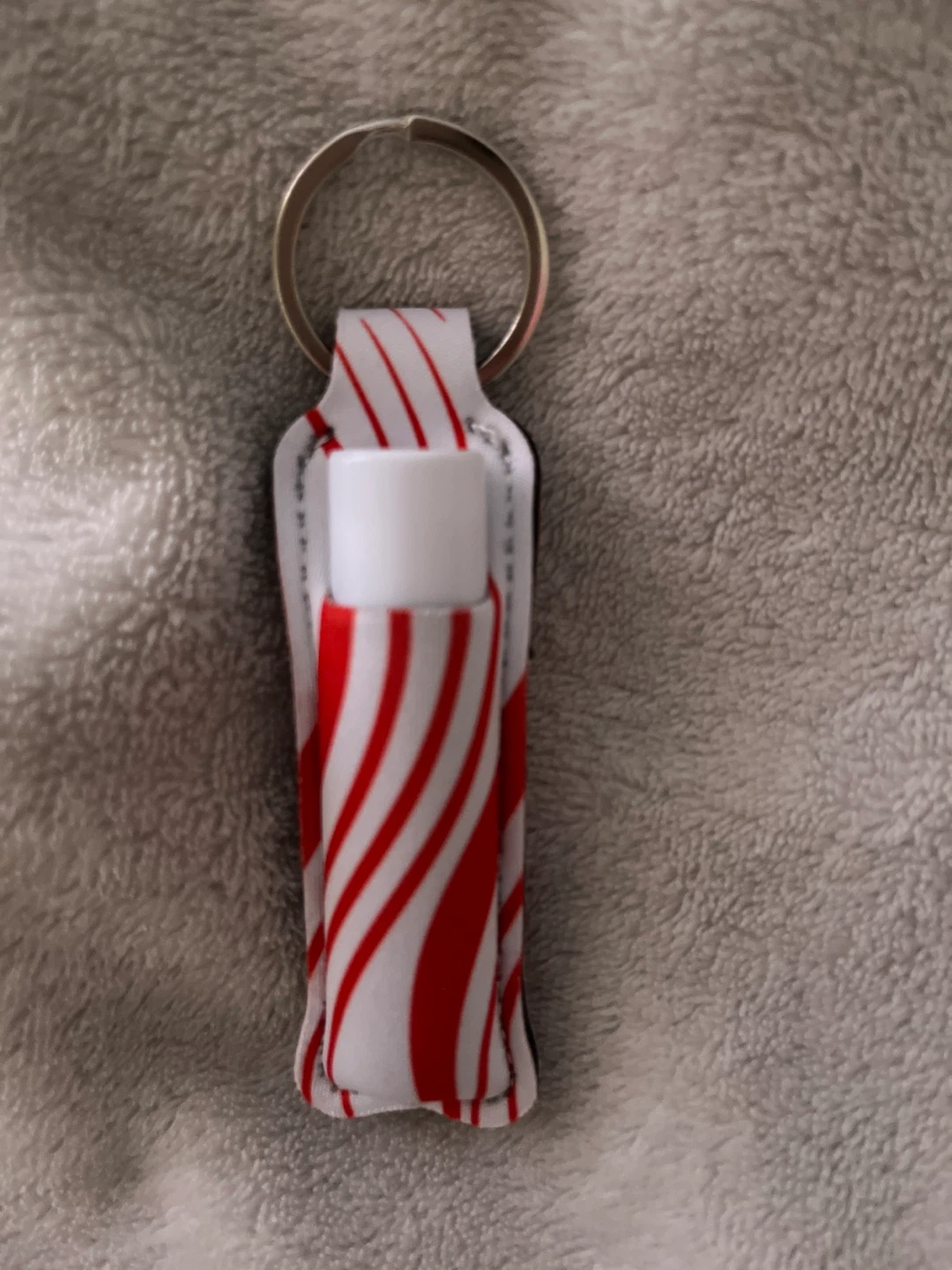 ⚽️Lip Balm Holder Keychain with Candy Cane Design - photo 2