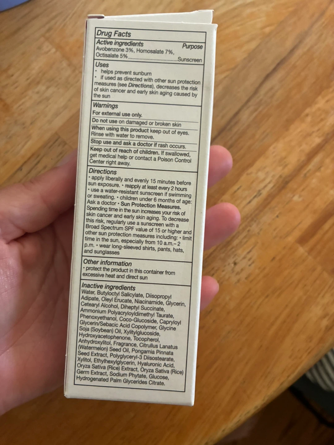 Glow Recipe Watermelon Dew Shield Hydrating Fluid SPF 30 - photo 3