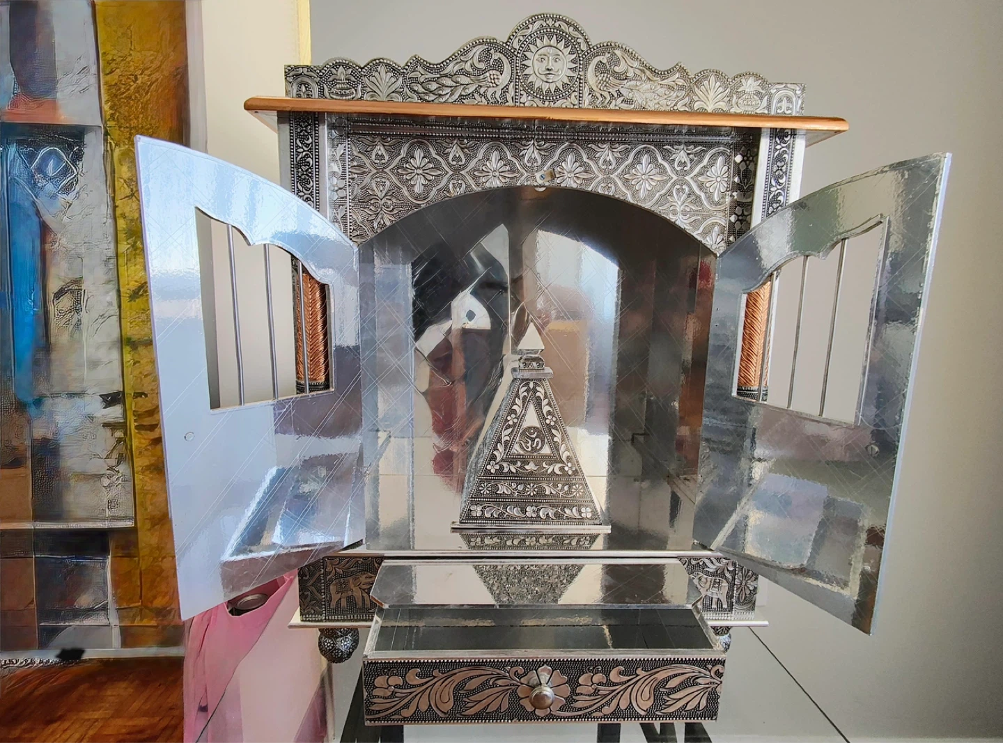 Decorative Puja Mandir Altar - photo 2