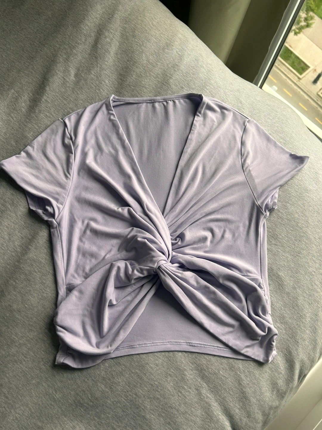 Lululemon Twist-Front Cropped T-Shirt - photo 2
