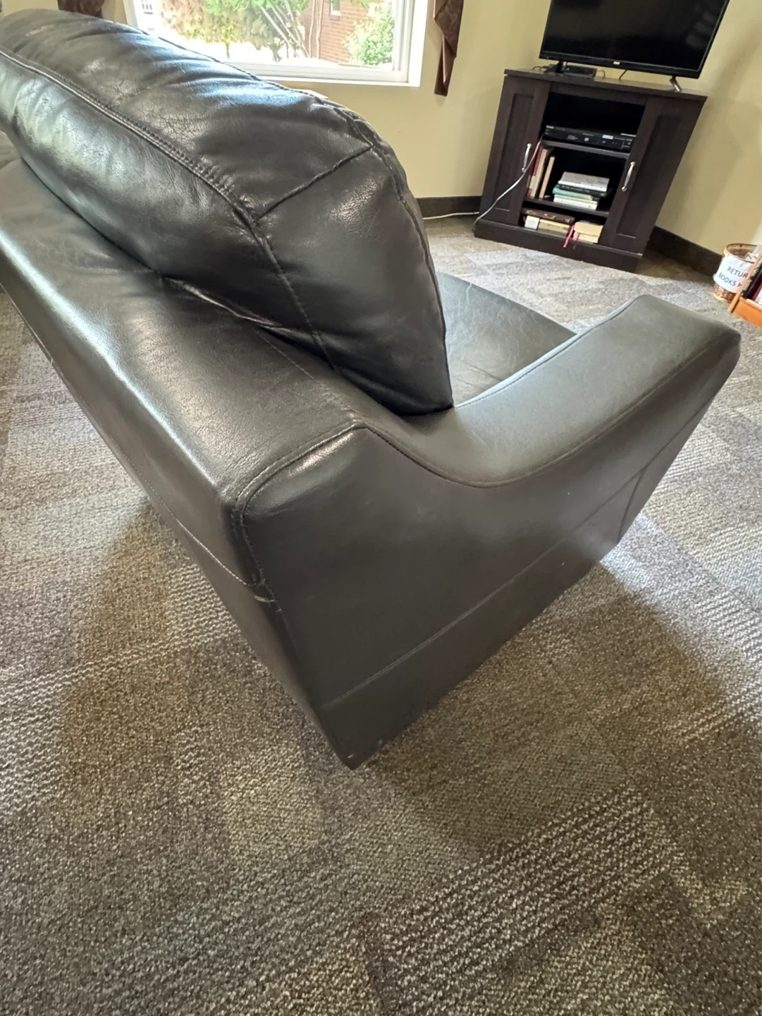 Dark Brown Leather Armchair - photo 4