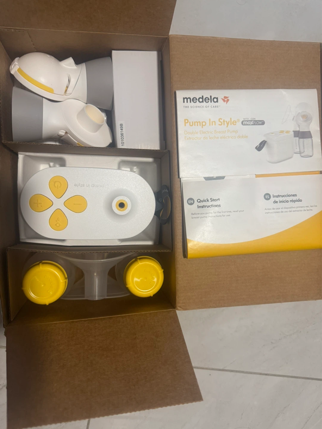 BRAND NEW Medela Pump In Style Double Electric Breast Pump - photo 2
