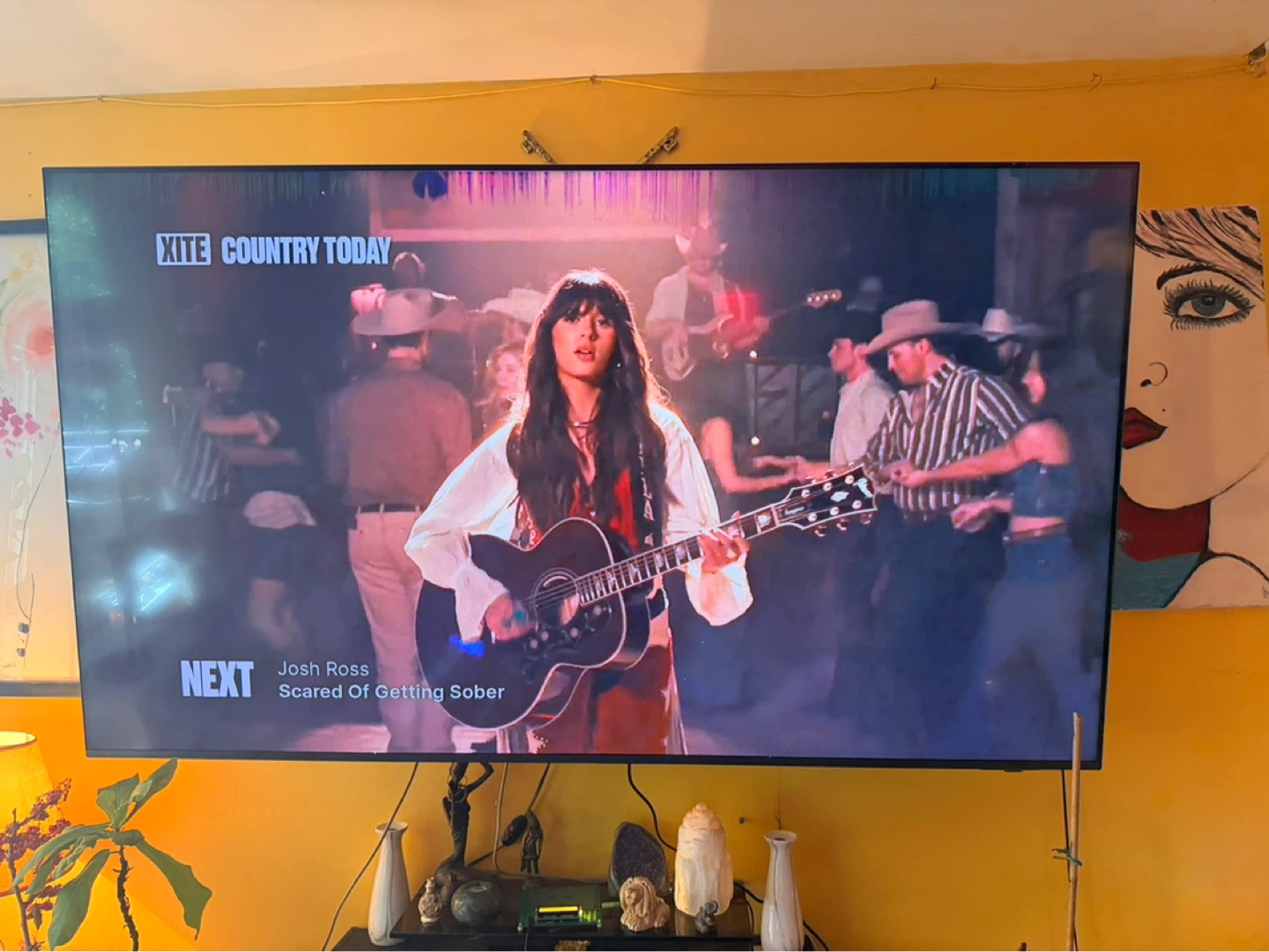 SAMSUNG 75-Inch QLED Q6F 4K Smart TV