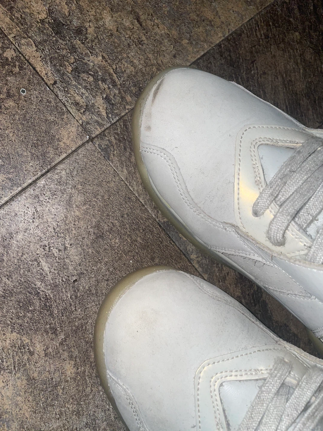 Air Jordan 8 Retro Champagne Sneakers - photo 3