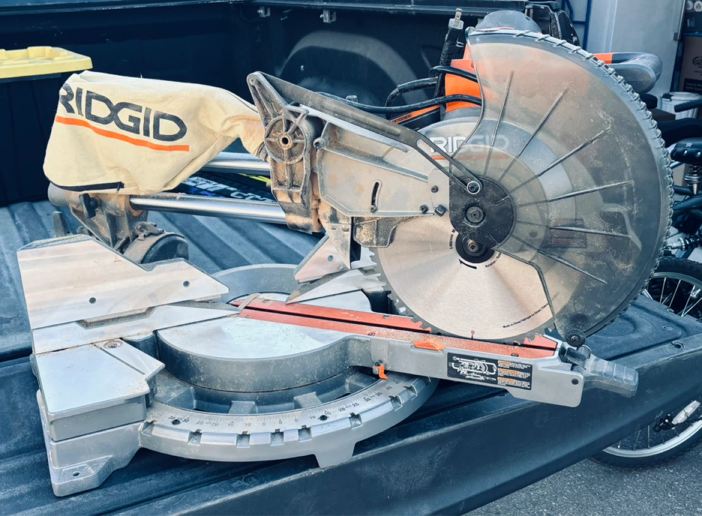 RIDGID 15 Amp Corded 12” Dual Bevel Sliding Mitre Saw