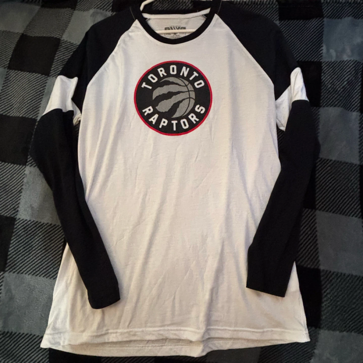 Toronto Raptors - Long Sleeve Shirt - *Size Women XL* - photo 2