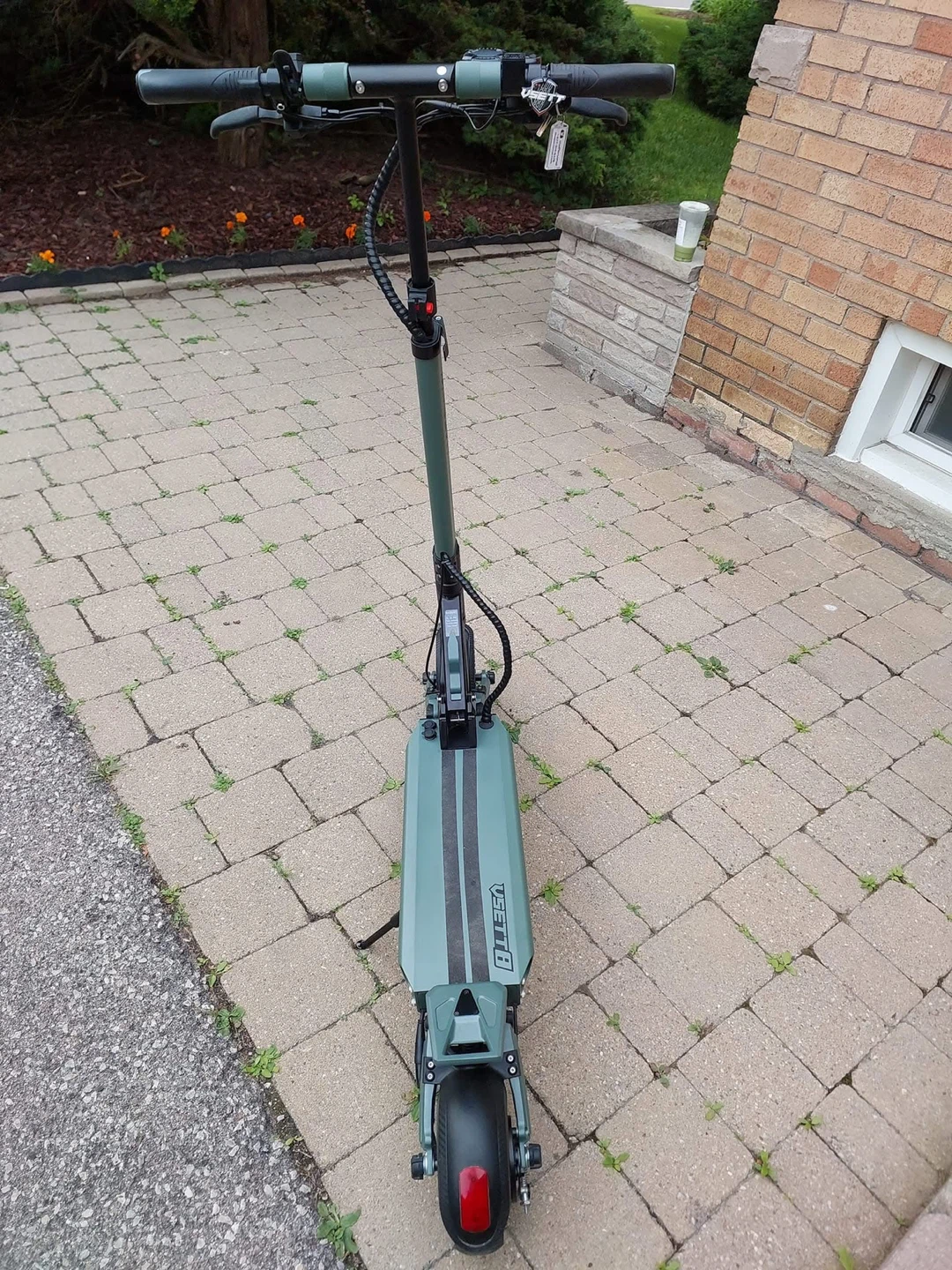 Visette 8 electric scooter - photo 2