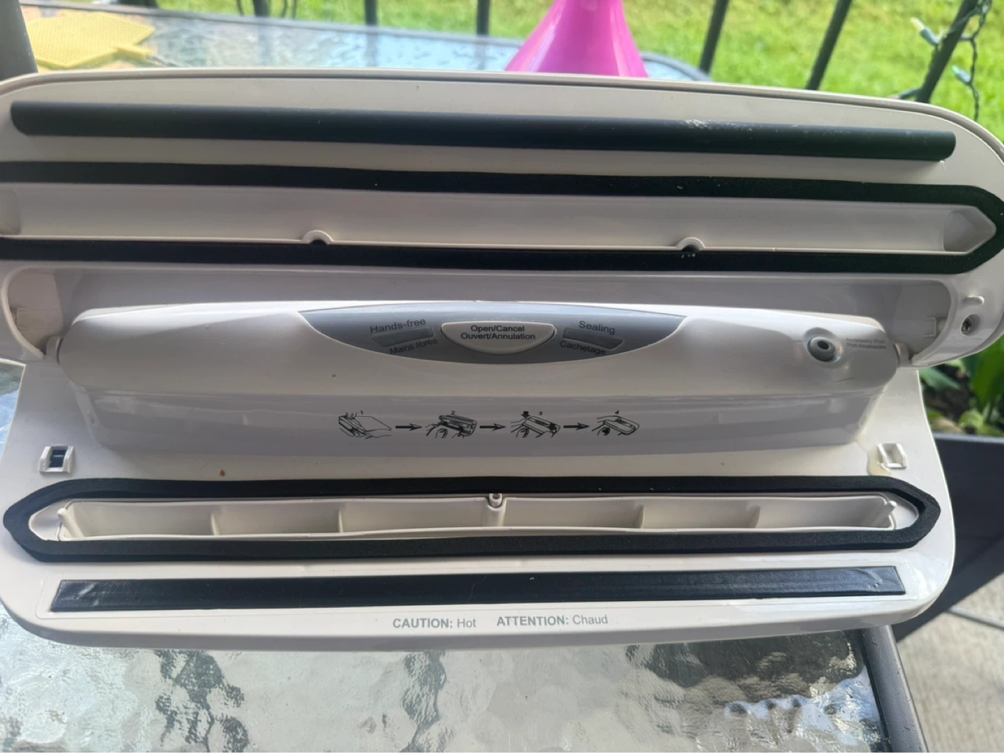 Seal 'n Meal Vacuum Sealer Machine - photo 2