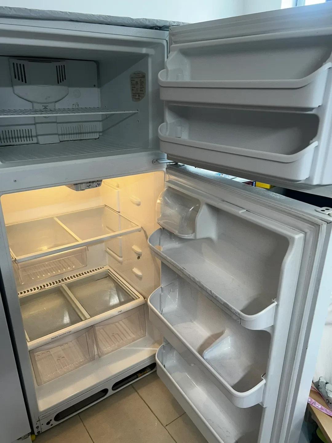 Refrigerator - photo 3
