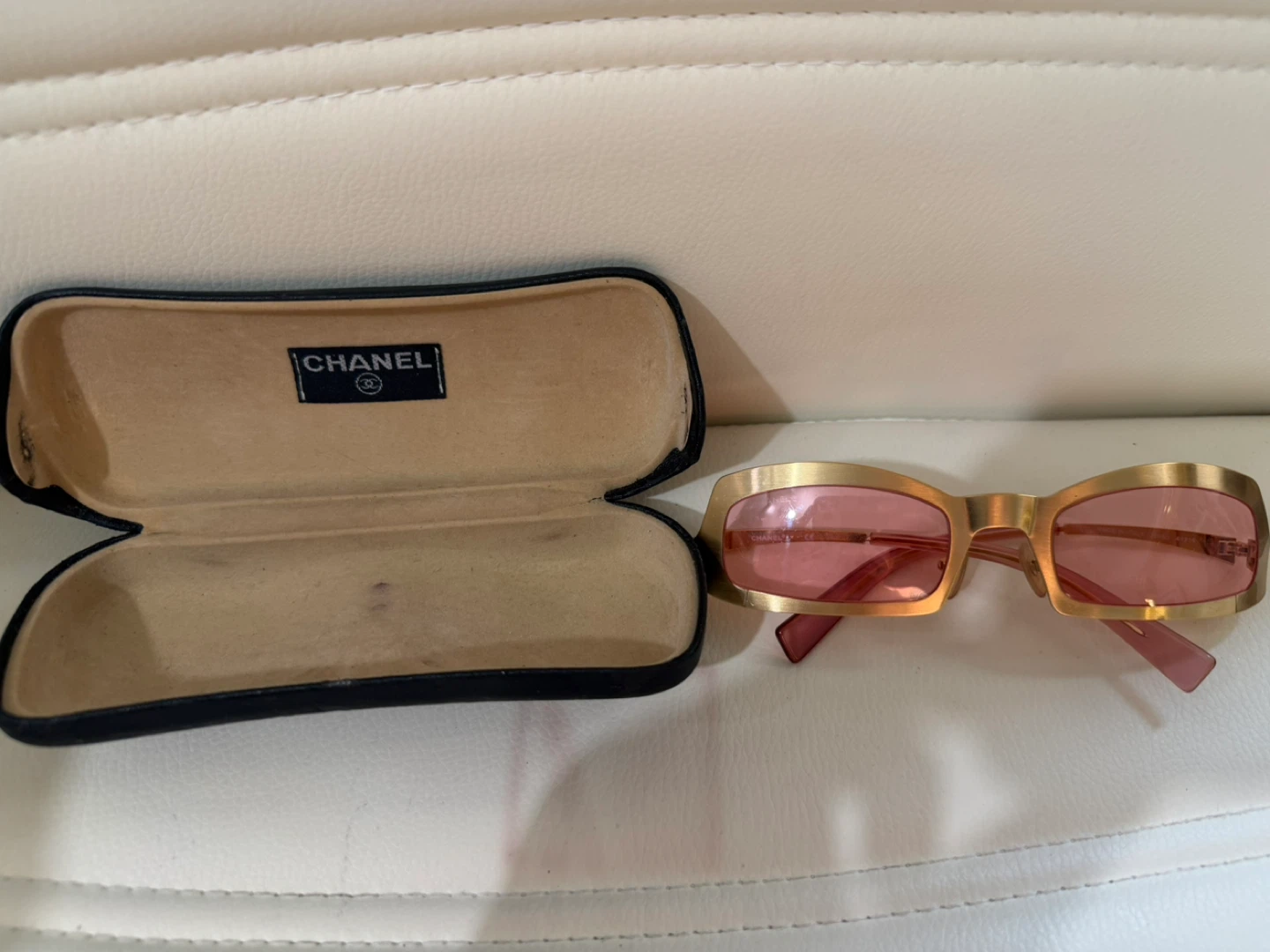 CHANEL Sunglasses Pink Lenses Gold Frame with Case - photo 2