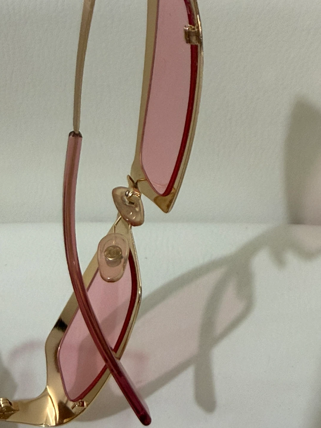 CHANEL Sunglasses Pink Lenses Gold Frame with Case - photo 5