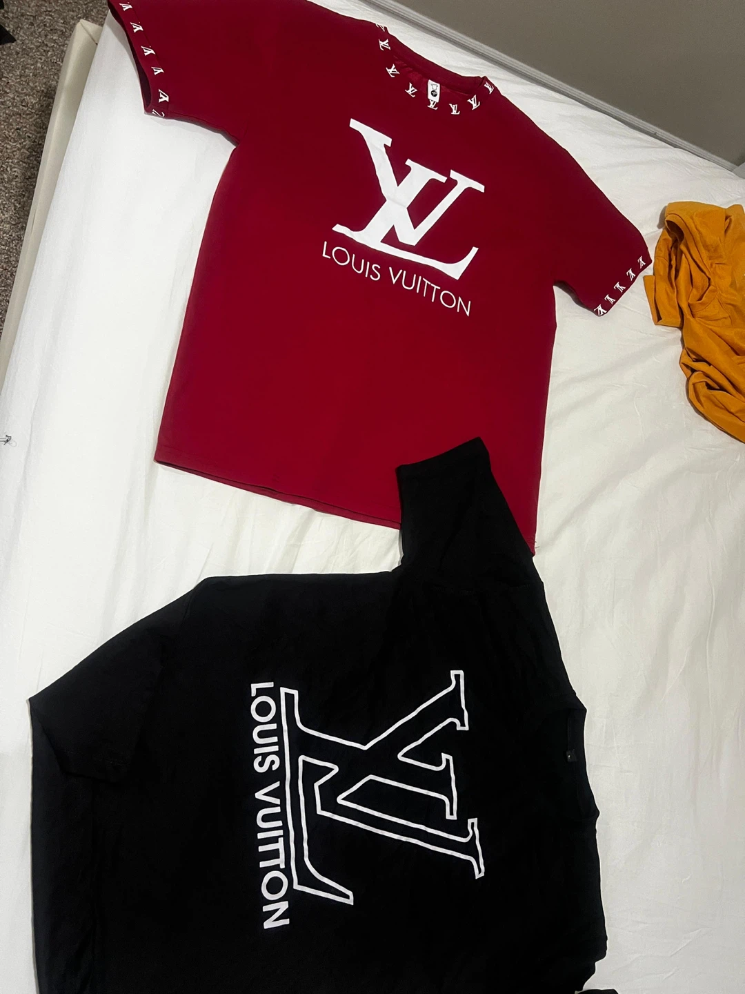 Louis Vuitton & Gucci T-Shirts and Hoodie Bundle - photo 3
