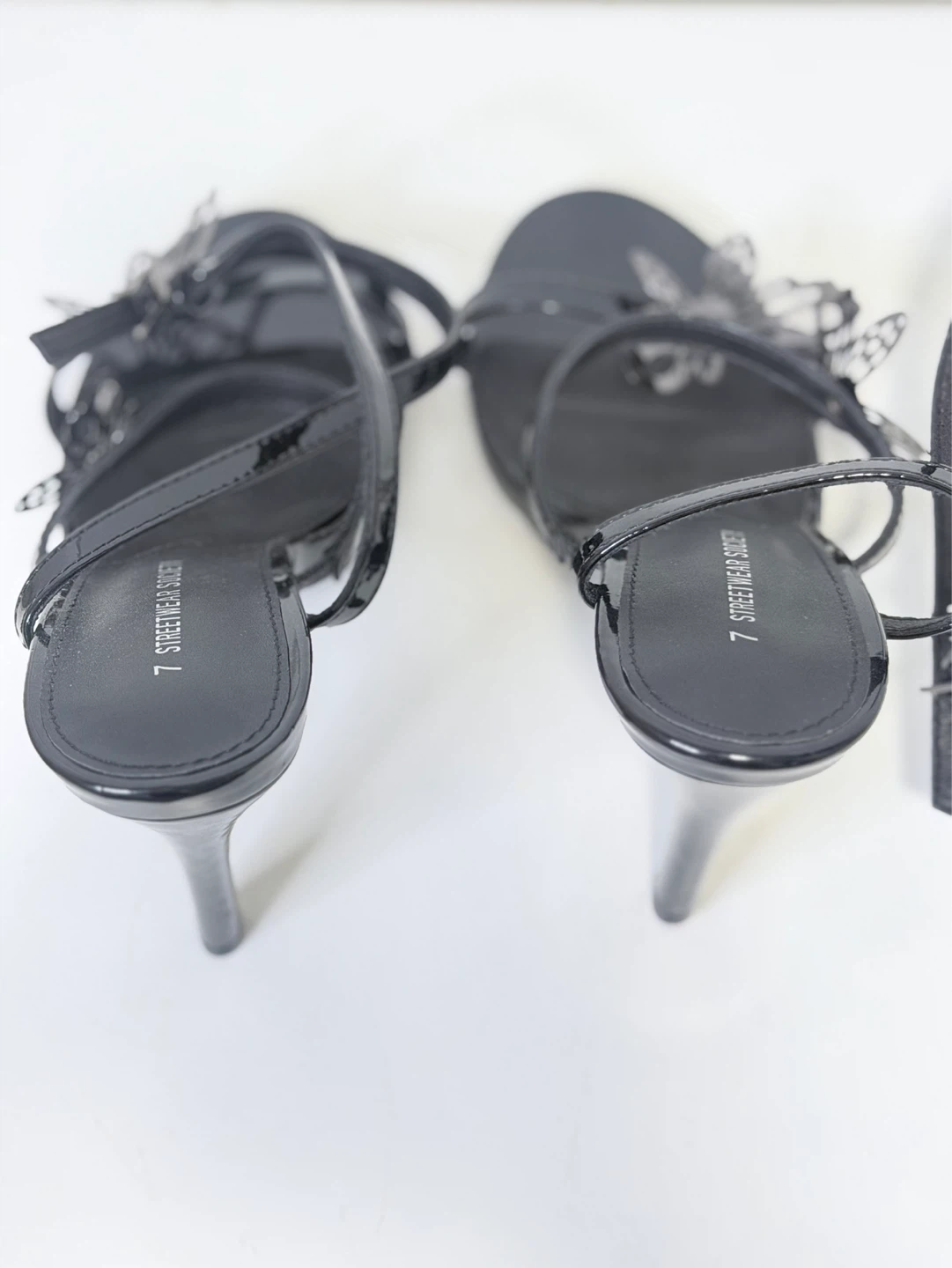 Streetwear Society Black Patent Butterfly Heels Size 7 - photo 3